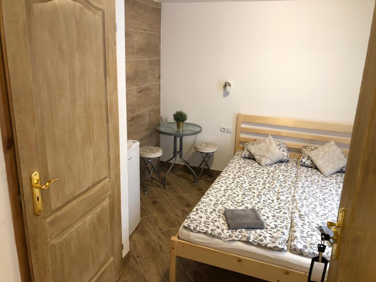 Апартаменты Apartman Vorosmarty Будапешт Экстерьер фото